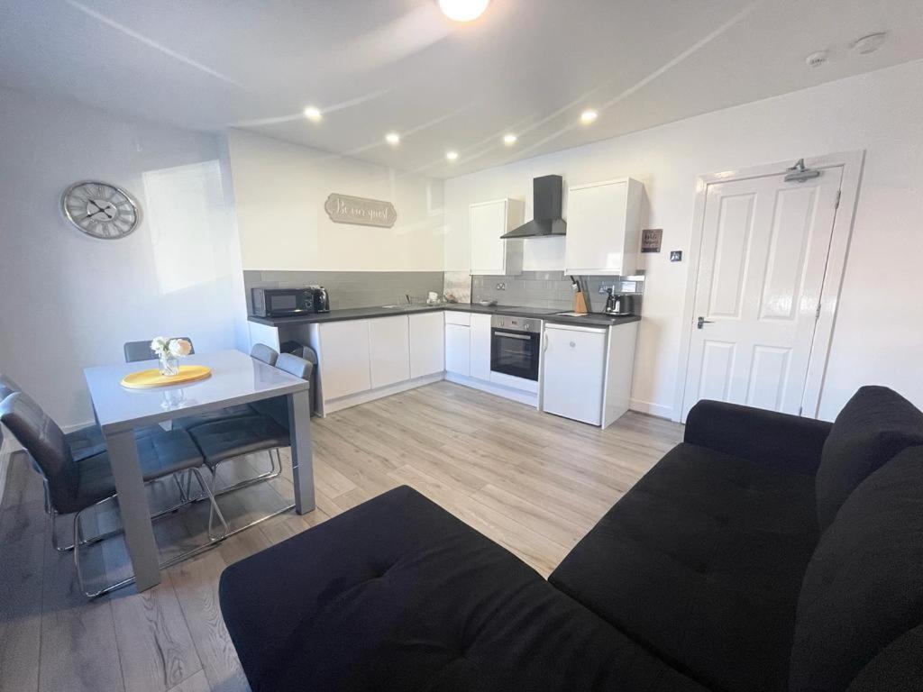 The Central Suite Sasco Apartments 블랙풀 외부 사진